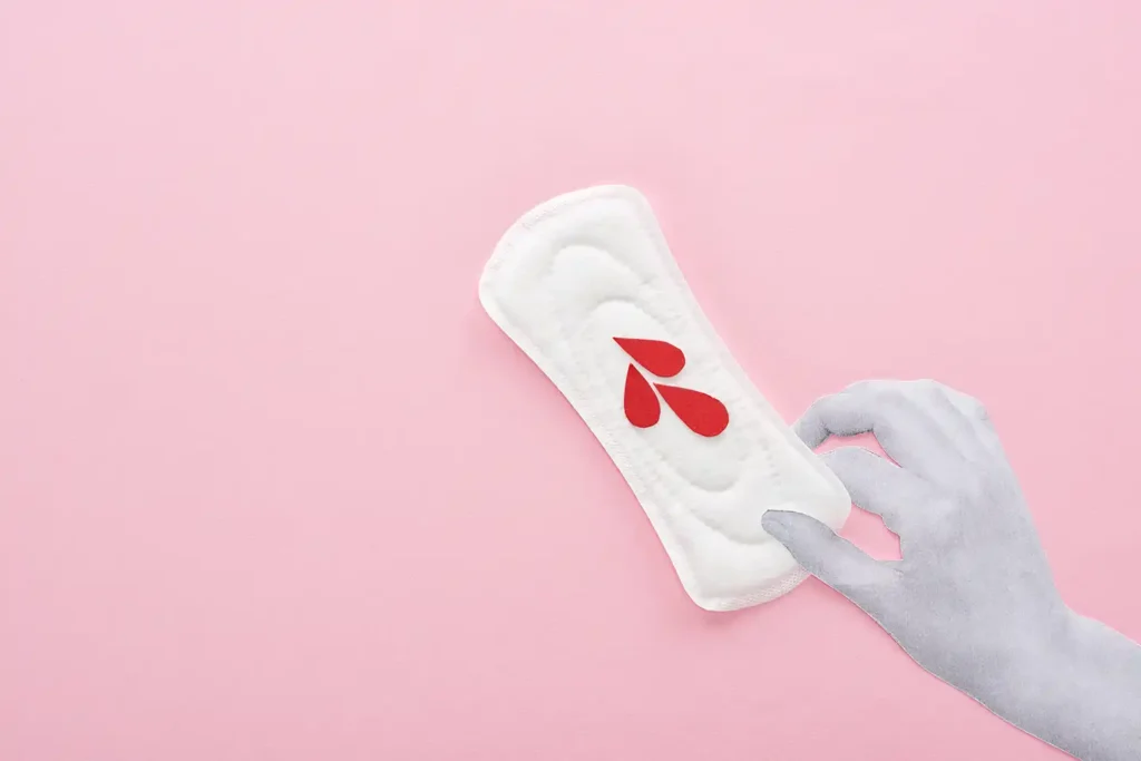 "Causas y síntomas del sangrado de implantación durante el embarazo" 2 "Causas y síntomas del sangrado de implantación durante el embarazo" 2